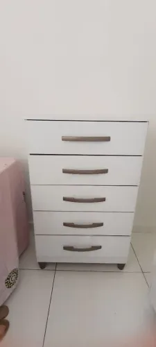Cômoda 5 gavetas nova ( só fiz montar).