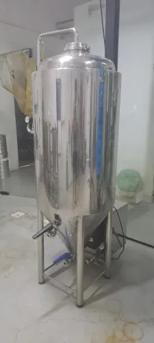 Vendo tanque de fermentação 250 litros para cervejaria artesanal.