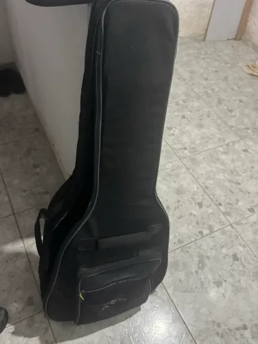 Vendesse violão
