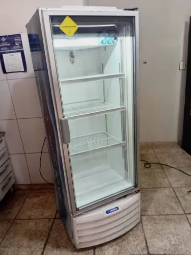Expositor, Metalfrio, porta de vidro, 350L.