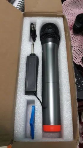 Microfone sem fio.