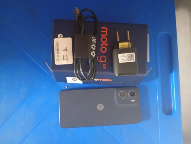 Celular seminovo 1 mês de uso