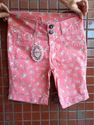 Bermuda floral Tam 40 nova