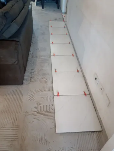 Pedreiro, azulejistas, pintor.acabamentos em geral grandes e pequenas reformas