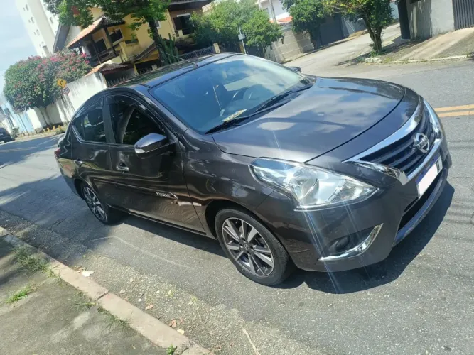 Nissan Versa SL 1.6 16V Flexstart 4P Aut. 2020