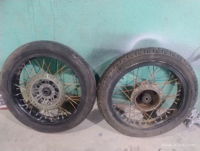 Roda 150 160 125 pneu bom 