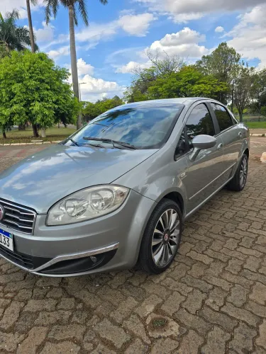 Fiat Linea Absolute 1.9/1.8 Flex Dualogic 4P 2015