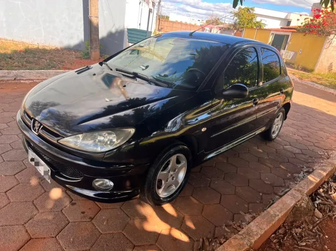 Peugeot 206 Techno/ Feline 1.6/ 1.6 Flex 16V 5P 2005