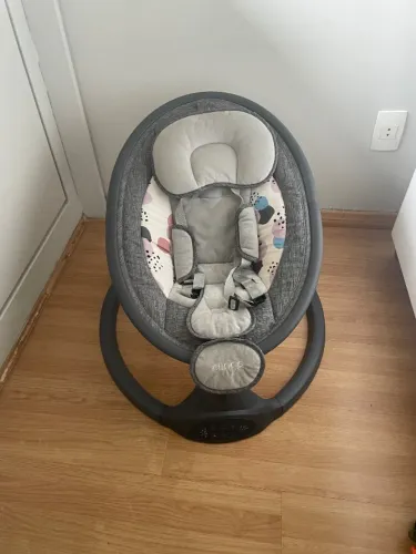 Cadeira de balanço Clinge