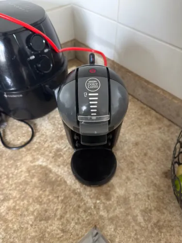 CAFETEIRA NESCafé DOLCE GUSTO ARNO