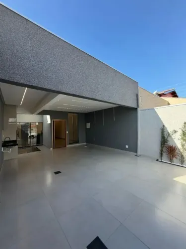 CASA À VENDA BAIRRO ITAMARATY - OPORTUNIDADE