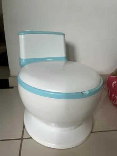 Vaso sanitário infantil com com de descarga