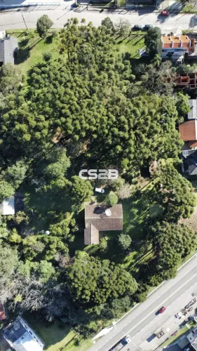 Área incrível com casa no Salgado Filho em Caxias do Sul