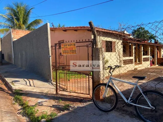 Casa com 2 dormitórios para alugar, 124 m² por R$ 900,00/mês - Jardim Primavera - Itapuí/S