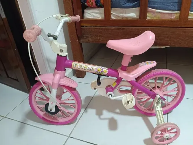 Bicicleta infanil menina 