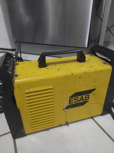 Vendo maquina de solda Tig e Eletrodo ESAB 220v