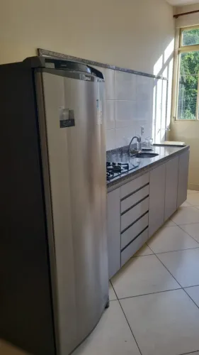 Aluga-se Kitnet / apartamento 1 quarto MOBILIADO no Centro de Ponte Nova (MG)