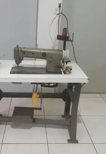Máquina Industrial Reta Brother