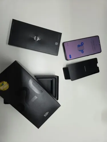 S20+ 128GB Usado