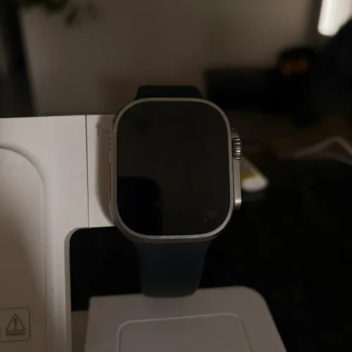 Apple Watch Ultra 1ª Geração 49mm Titânio (GPS + Cellular) - Importado dos EUA