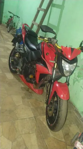 Vendo ou troco moto next 250cc em carro 