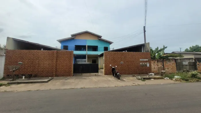 Aluga-se ap 3 quartos - Bairro Sylvio Botelho