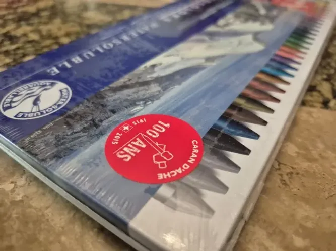 Estojo Giz Aquarelável Neocolor II 30 Cores - Caran d' Ache