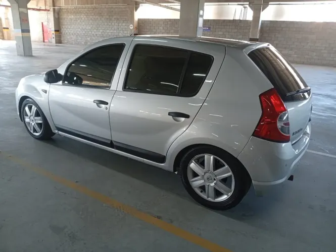 Renault Sandero Expression Hi-flex 1.6 8V 5P 2009
