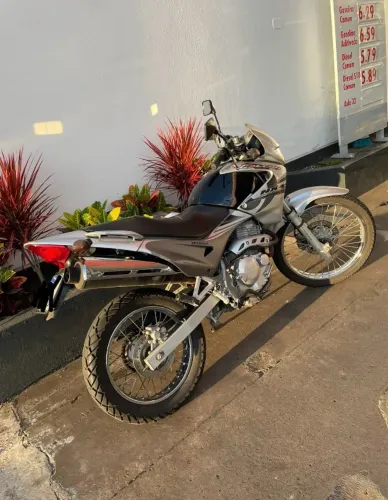 Honda NX 4 Falcon 400 2008