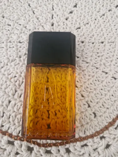 Perfume azzaro nunca usado