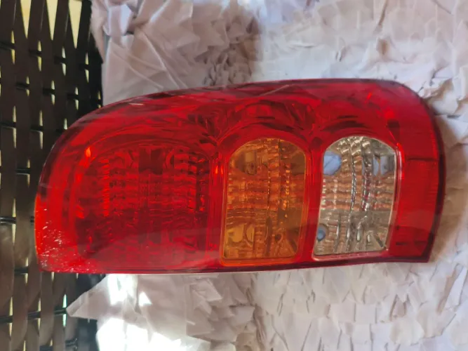 Lanterna traseira da Hilux