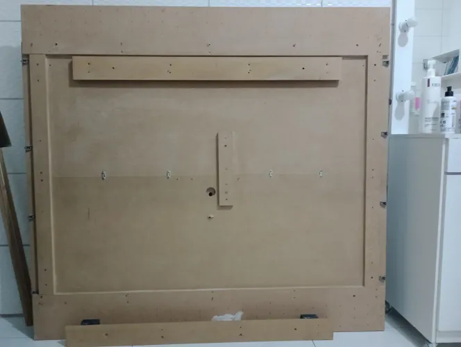 Vendo painel de tv para TV de até 60 polegadas. No valor 350,00