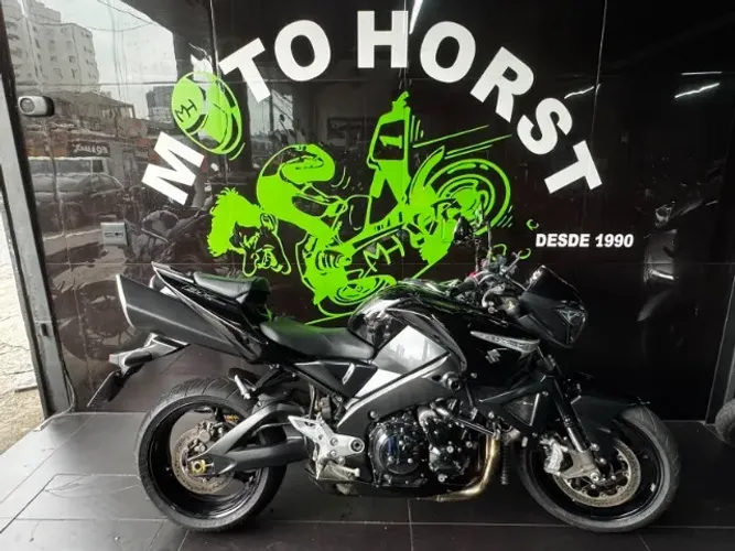 Suzuki GSX 1300 B-king 2011