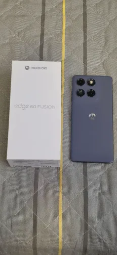 Motorola Edge 60 Fusion 256 GB com garantia ate Janeiro de 2027