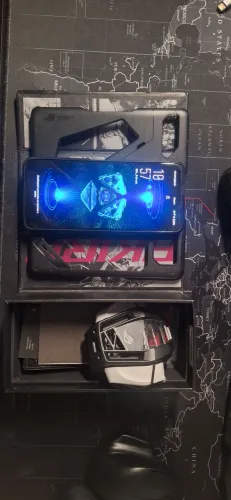 ROG Phone 5S 128GB + Cooler AeroActive 6 Branco + 3 Capinhas + Caixa Completa