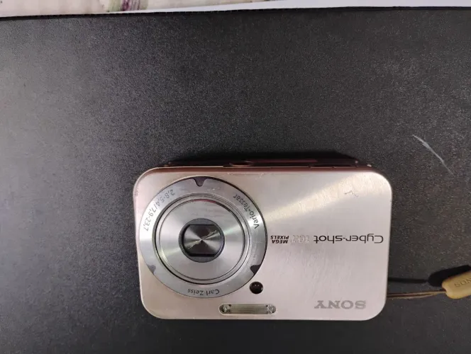 Máquina fotográfica antiga sony