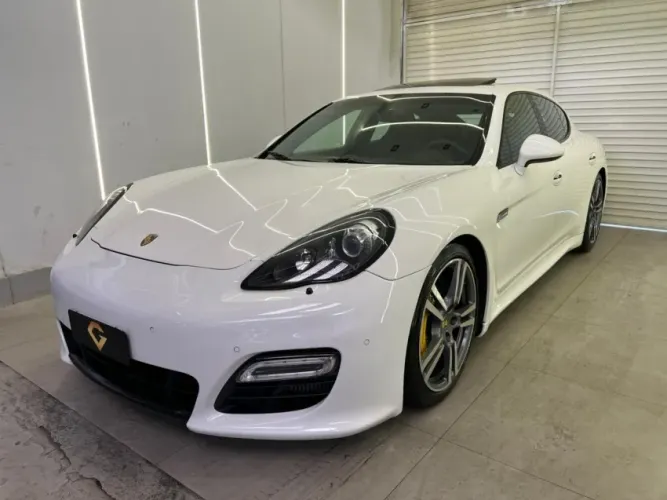 Porsche Panamera Turbo 4.0 550cv 2012