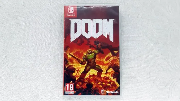 Doom - Switch - Midia Fisica - Semi Novo