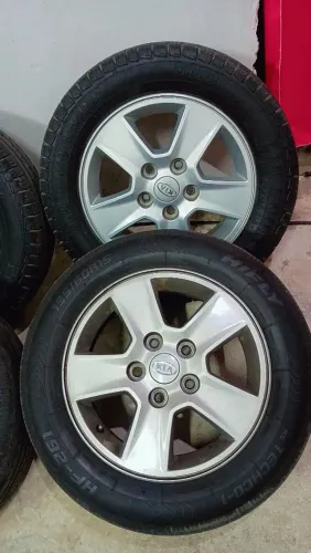 Vendo rodas aro 15 do Kia cerato