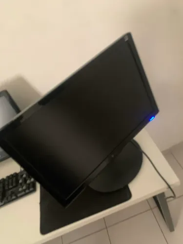 Monitor 20? Itautec VGA /DVI *Defeito*