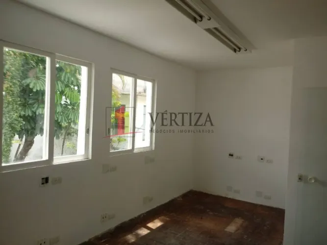 Casa comercial para locação com 250m² na Vila Olímpia