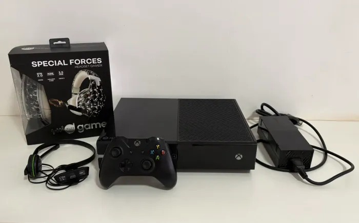XBOX ONE + FONE GAMER DAZZ