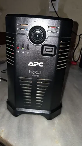 Estabilizador APC Hexus Power 500VA Bivolt Automático