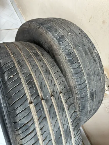 PAR DE PNEUS 195/65 R15