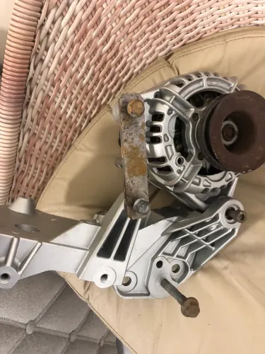 Alternador 90a