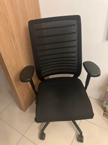 Cadeira de escritório Bortolini