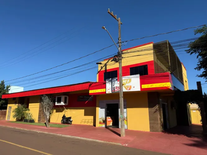 Mercado a venda localizado no jardim Gisela, Toledo Pr