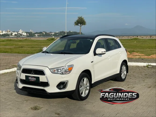 Mitsubishi ASX 2.0 16V 4X4 160cv Aut. 2013