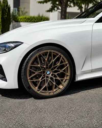 Rodas BMW M4 CS Bronze Aro 20 Impecáveis com Pneus Kumho Seminovos