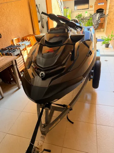 Sea Doo RXT - X 300 Triple black ano 2023